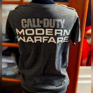 NWOT Activision Call Of Duty Modern Warfare Small Grey Shirt